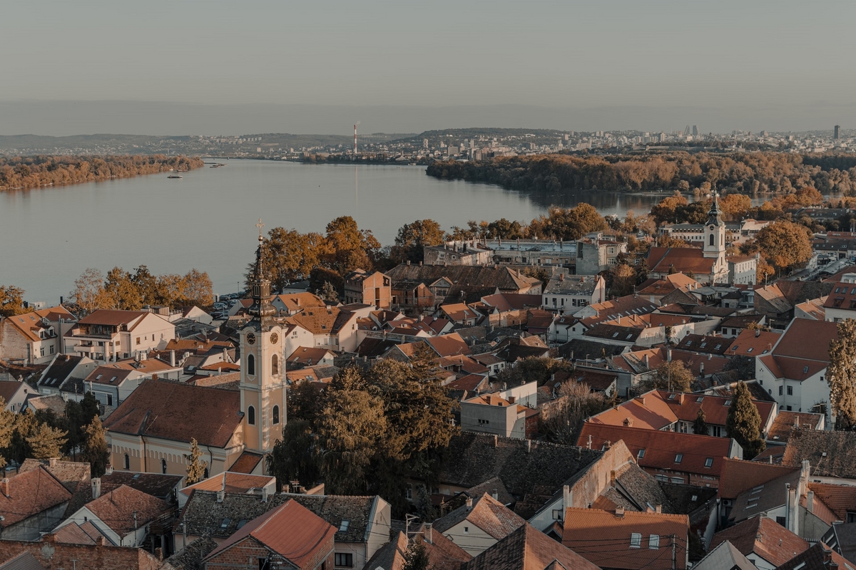 Орендувати літак в Белград