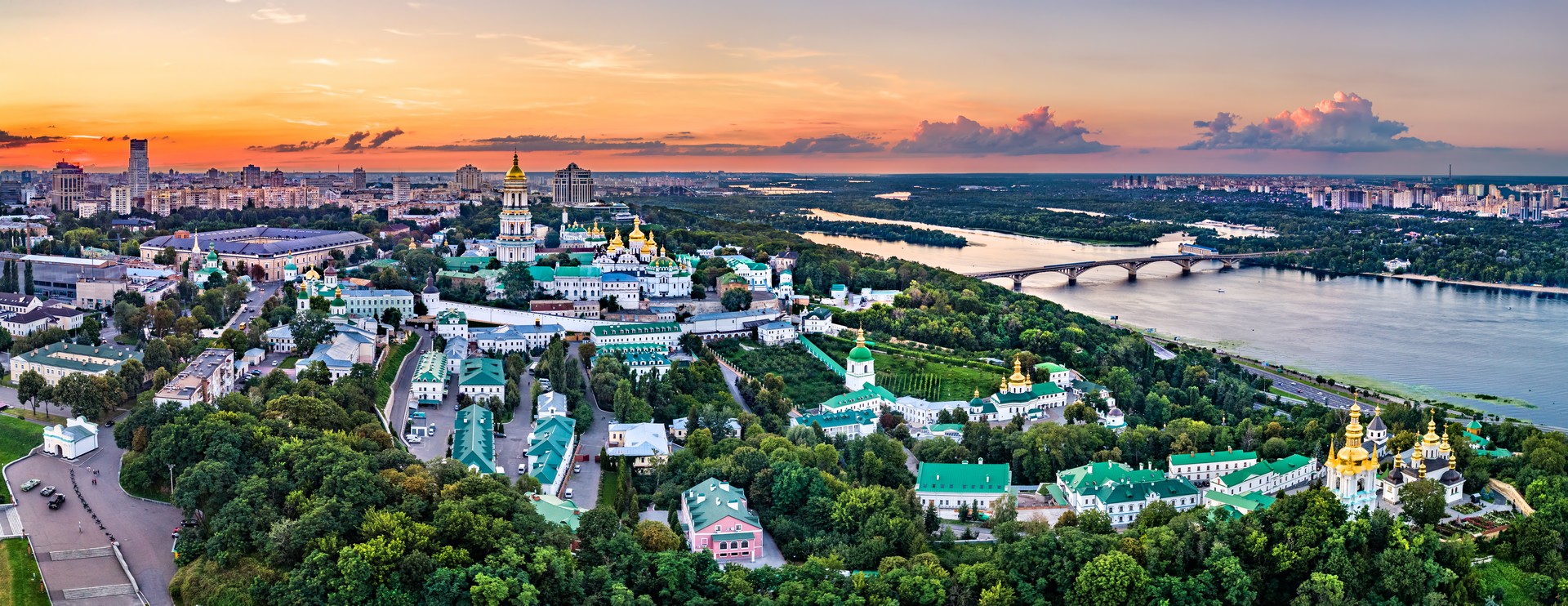 Оренда приватного літака в Україну