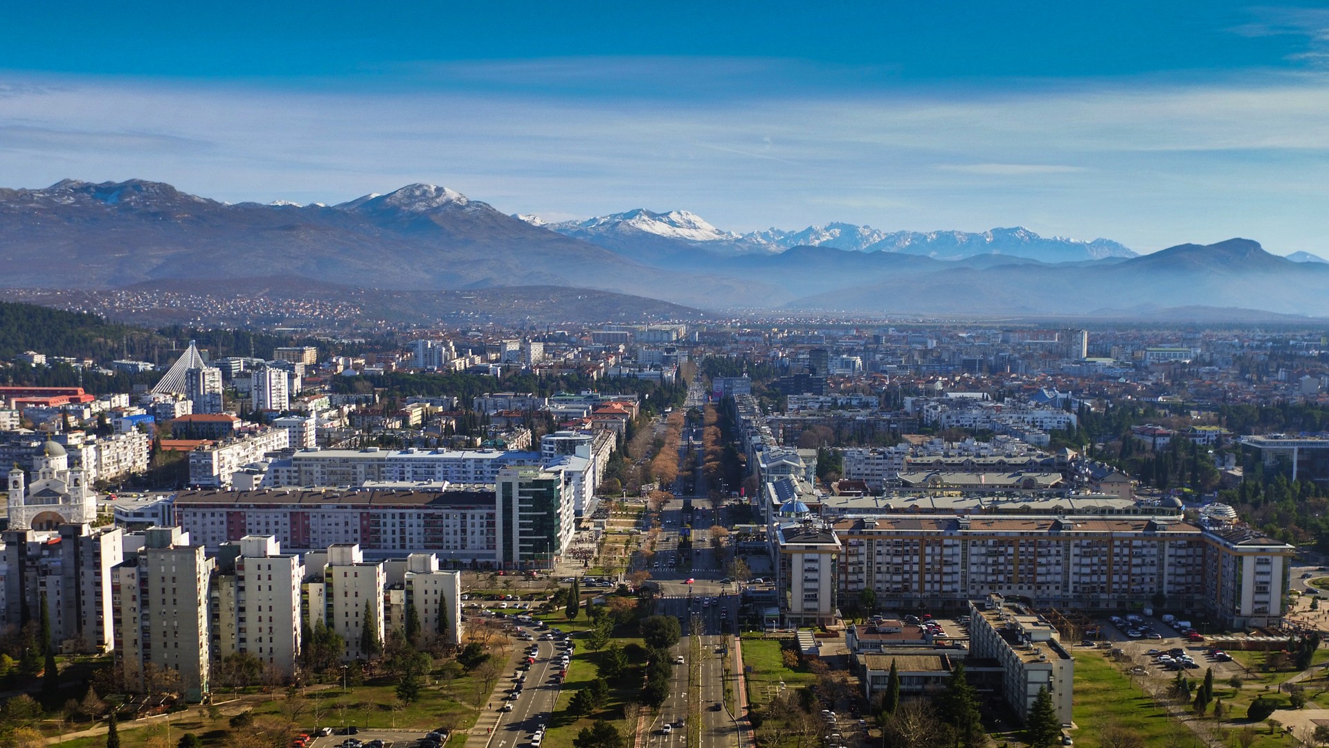 Орендувати літак в Подгорицю